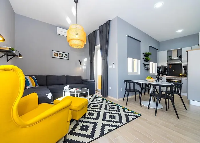 Harbour Lounge Apartment